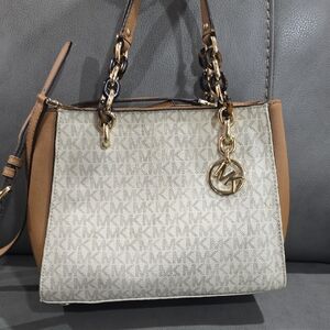 Michael Kors Cream and Tan Shoulder Bag